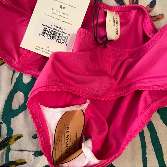 Spell Azalea Lace Bloomers - Picture 14 of 15